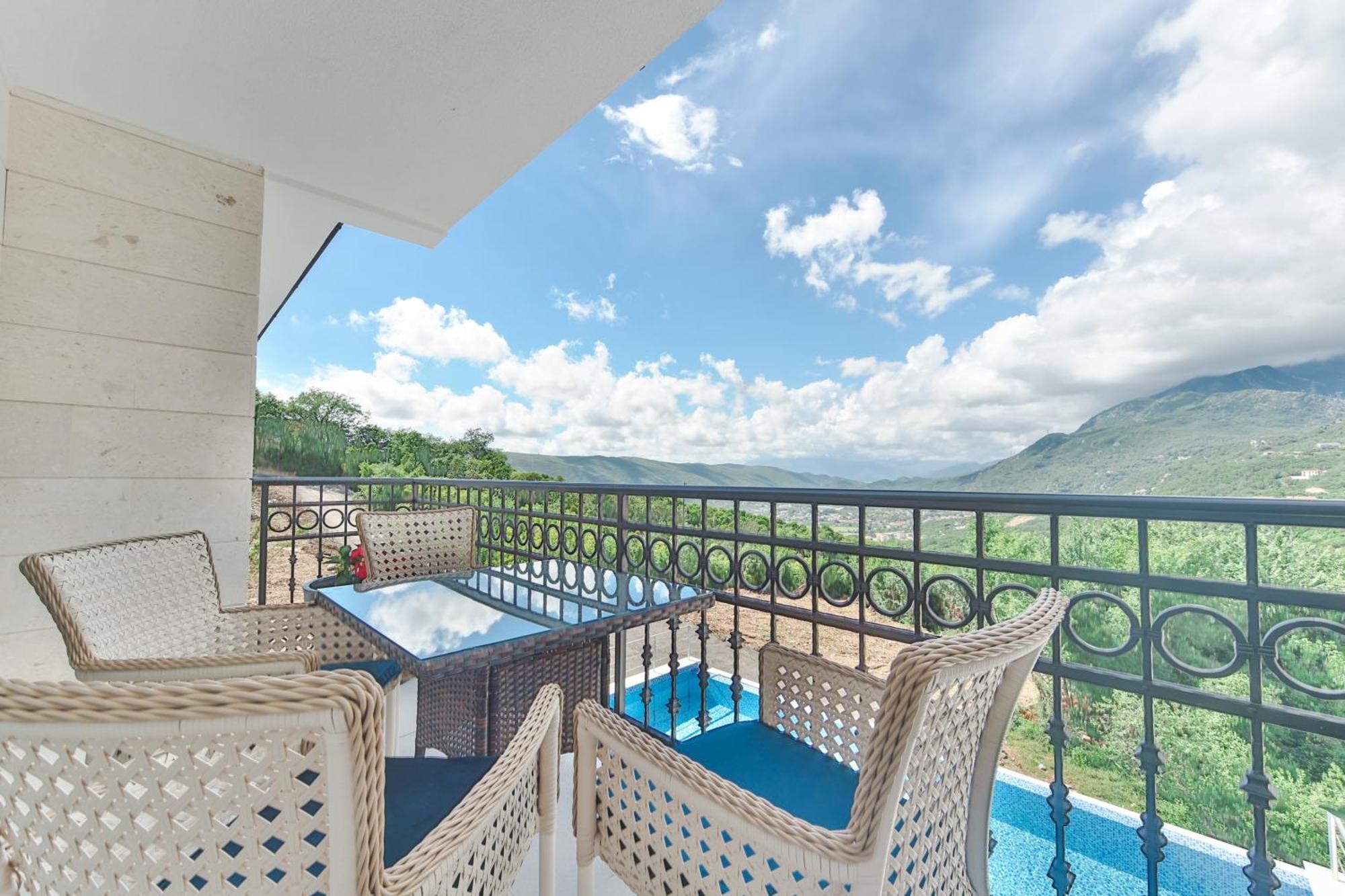 Resort Bevilacqua Будва Экстерьер фото